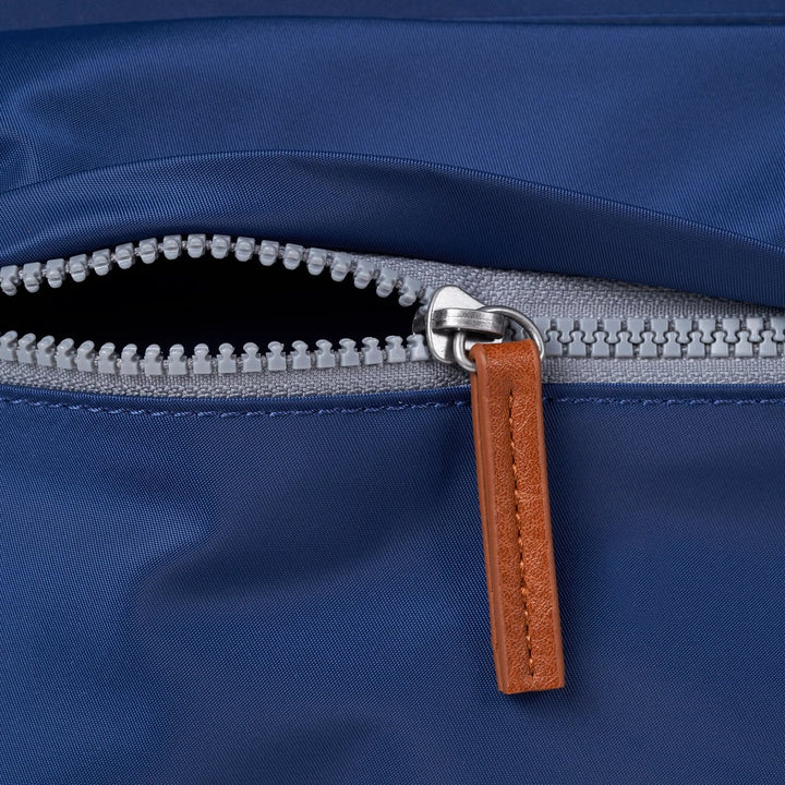 Kennington Crossbody in Crisp Blue