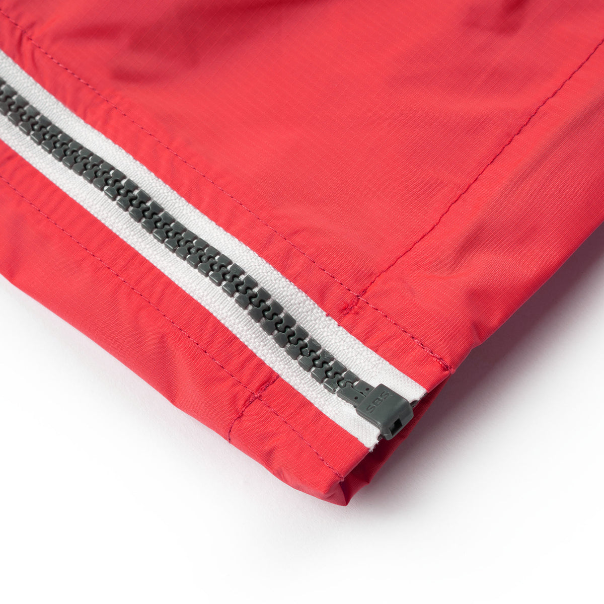 Holborn Rain Jacket in Poppy