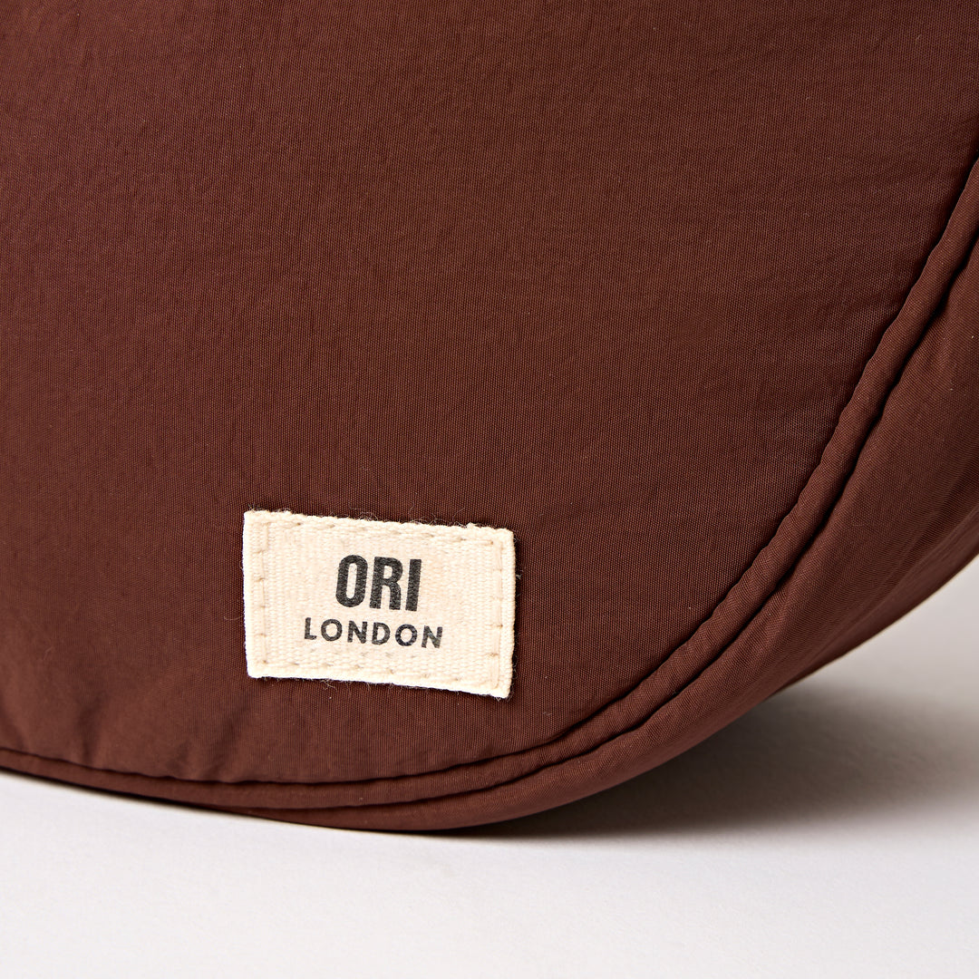 Farringdon Half Moon Bag in Chocolate