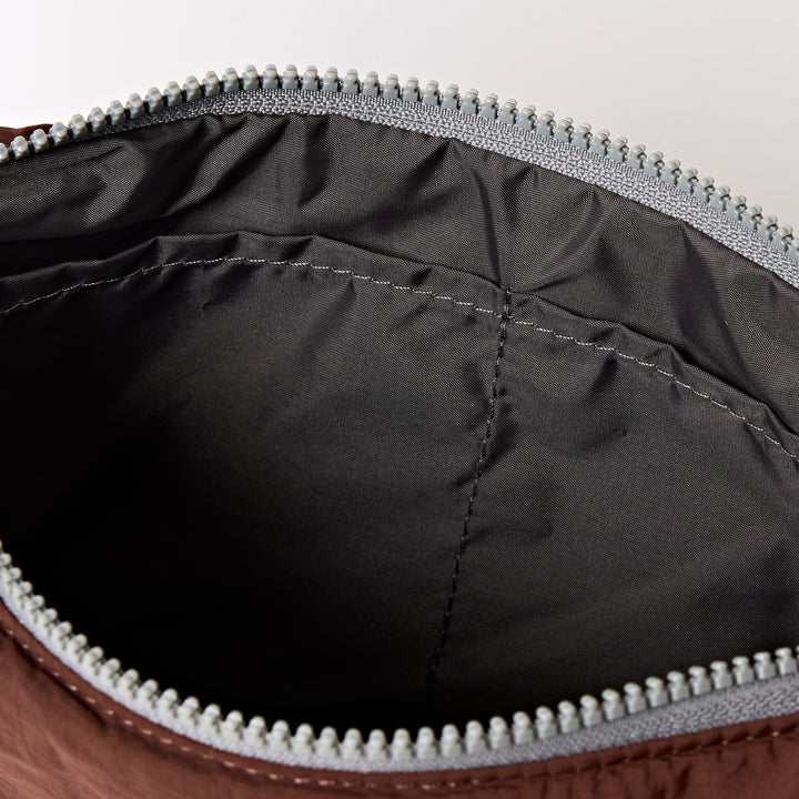 Farringdon Half Moon Bag in Chocolate