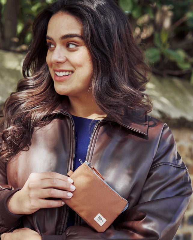 Carnaby Wallet in Cinnamon