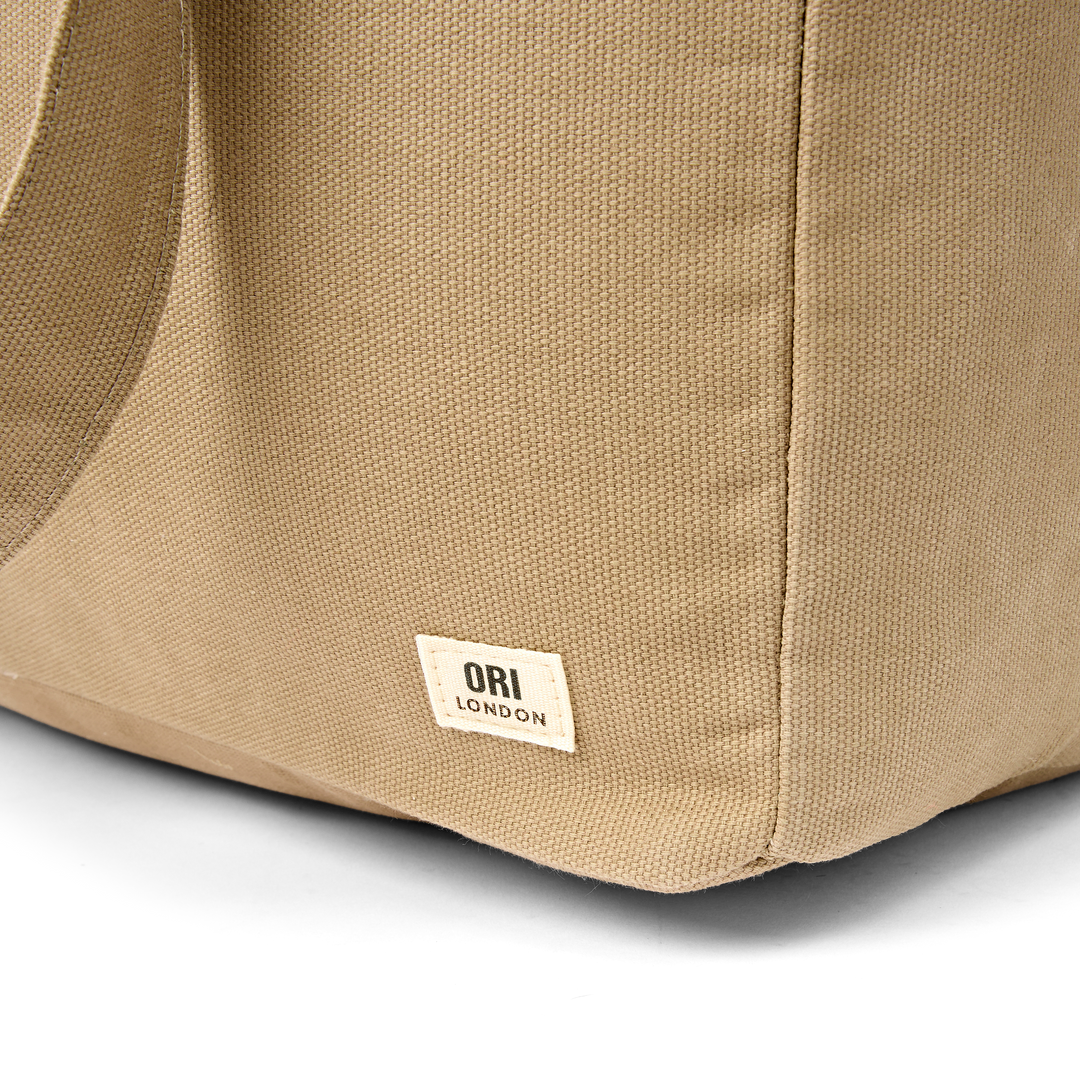 Sloane Shoulder Bag in Safari