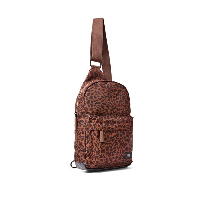 Willesden Sling Bag in Mini Leopard