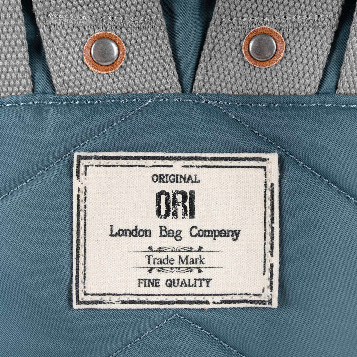 Bantry Backpack in Airforce