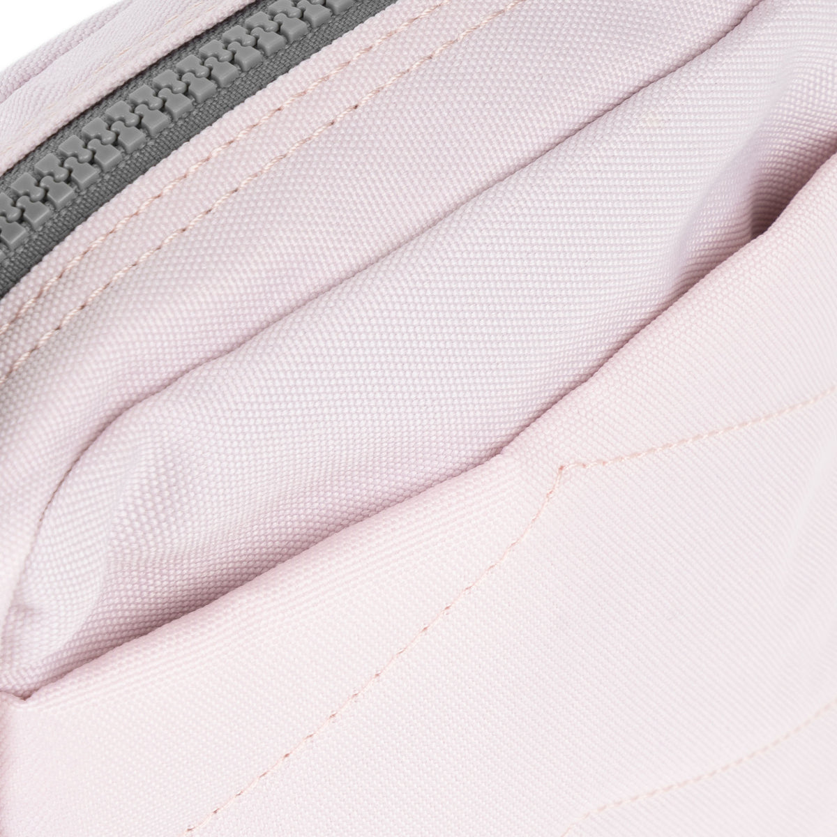 Bond Pocket Crossbody Bag in Transcendent Pink
