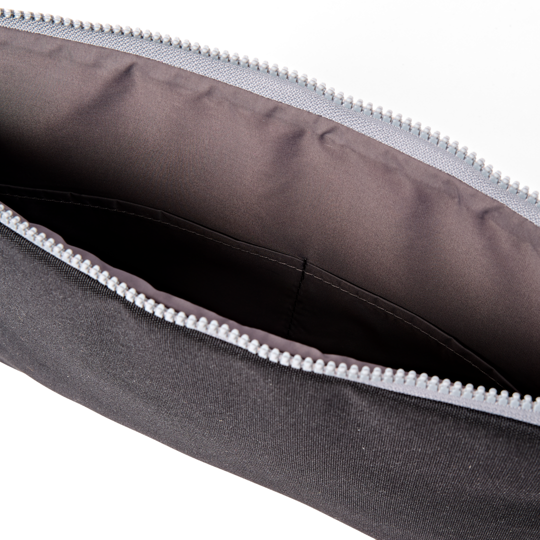 Brick Lane Laptop Sleeve in Ash