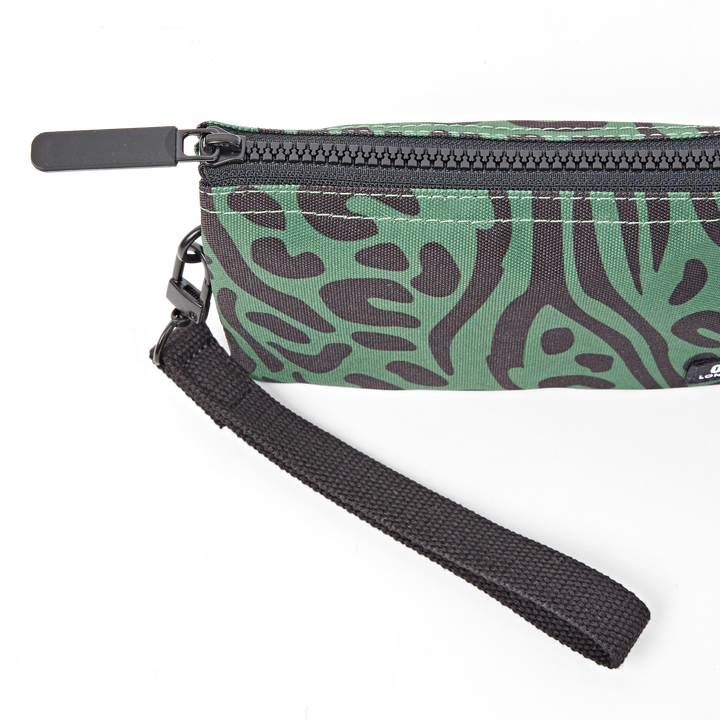 Carnaby Wallet in Mixed Animal Artichoke