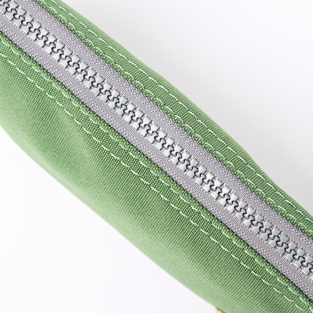 Carnaby Wallet in Artichoke