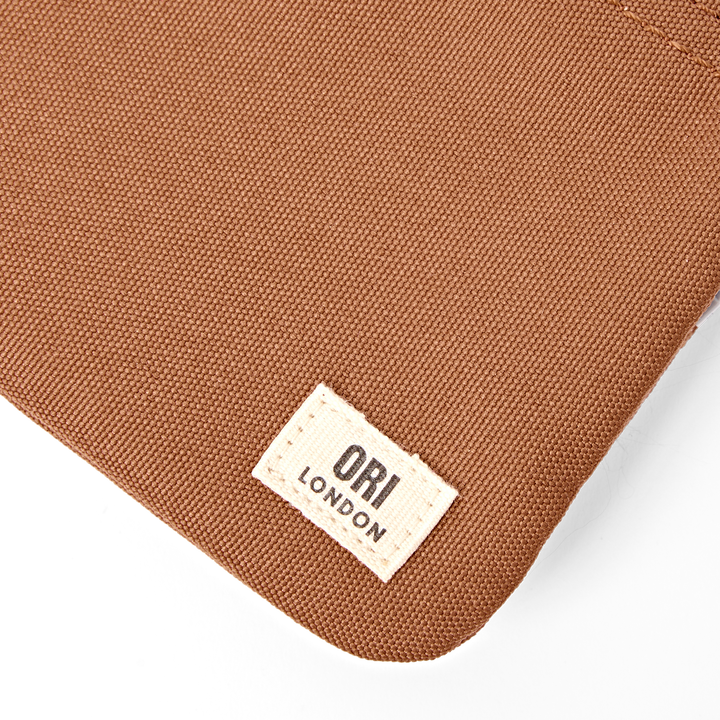Carnaby Wallet in Cinnamon