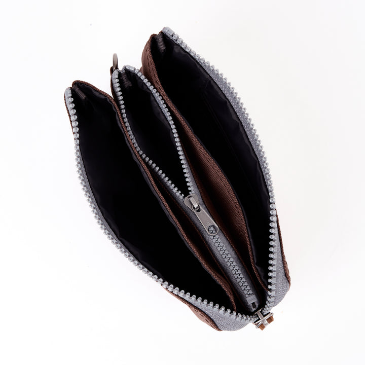 Carnaby Wallet in Cocoa With Strap