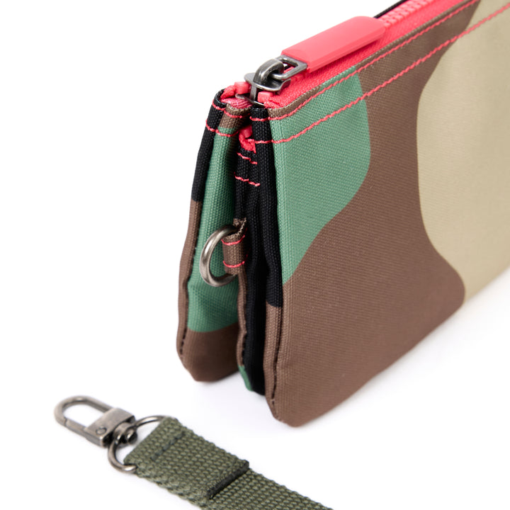 Carnaby Wallet in Vintage Camo