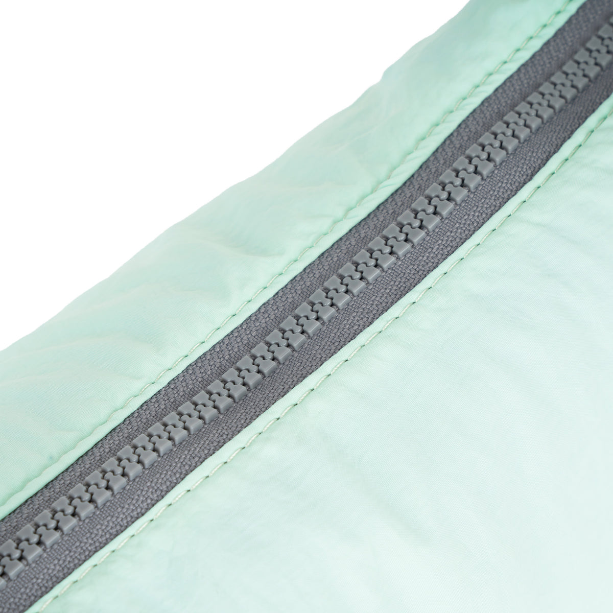 Farringdon Half Moon Bag in Mint