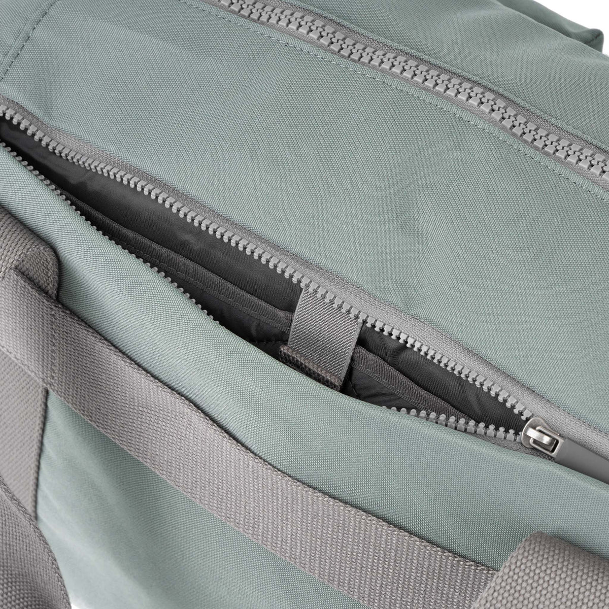 Gatwick Carry-On Duffel Bag in Pewter