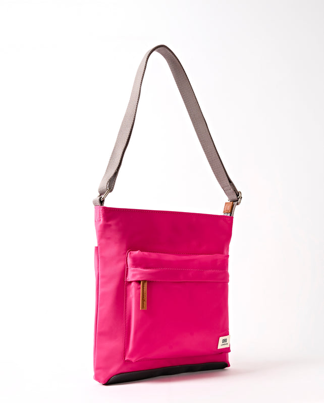 Kennington Crossbody Bag in Granita Red