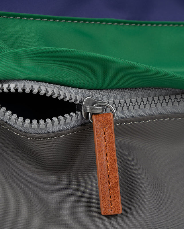 Creative Waste Kennington Crossbody Bag in Edition 3