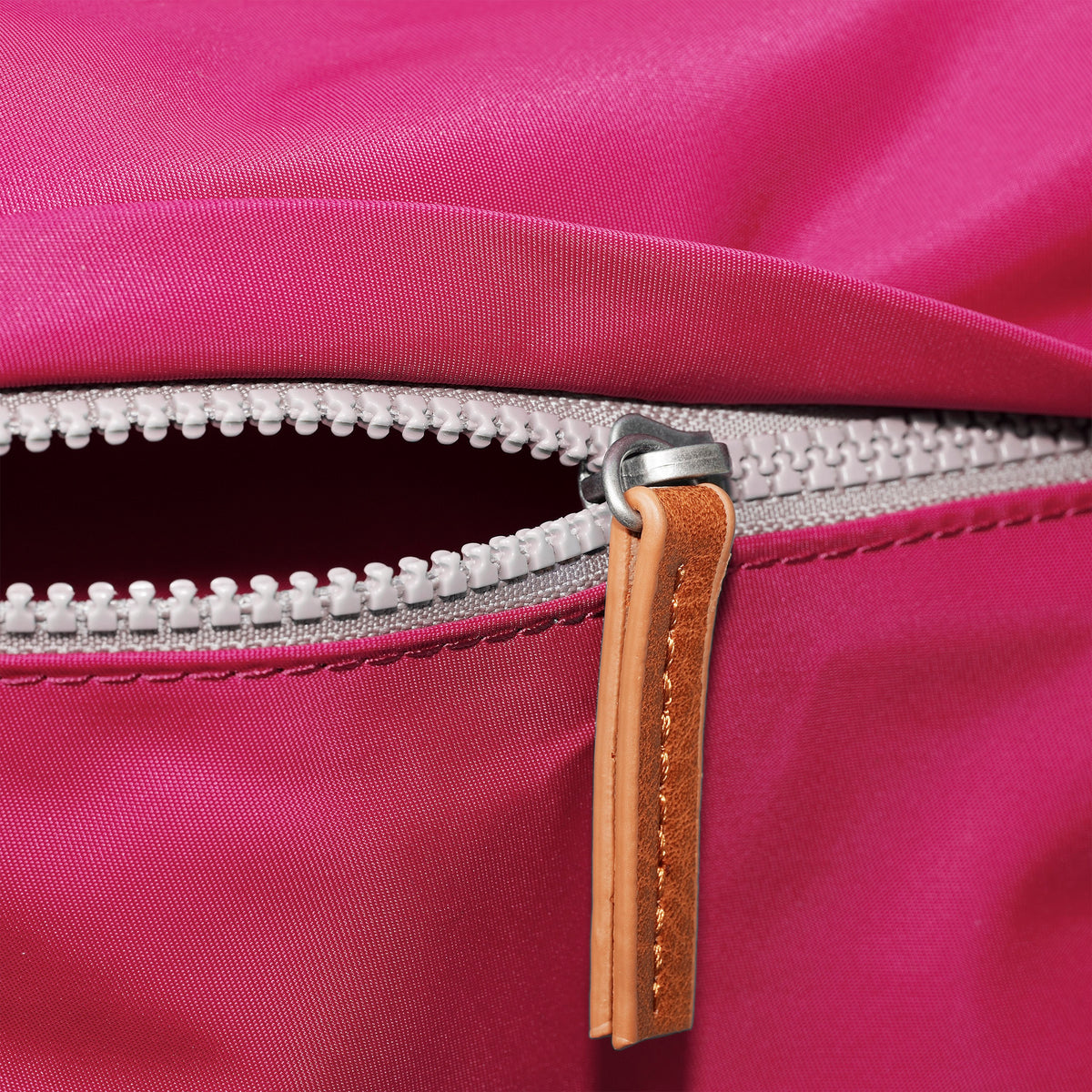 Kennington Crossbody Bag in Sparkling Cosmo