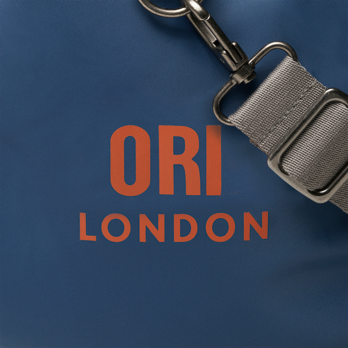 Luton Duffel Bag in Pacific