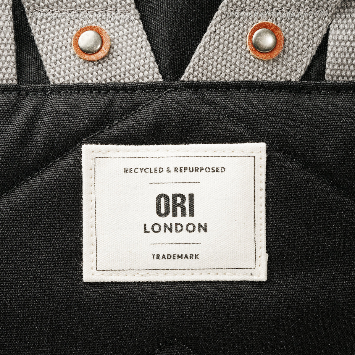 Richmond Multipocket Backpack in Ash