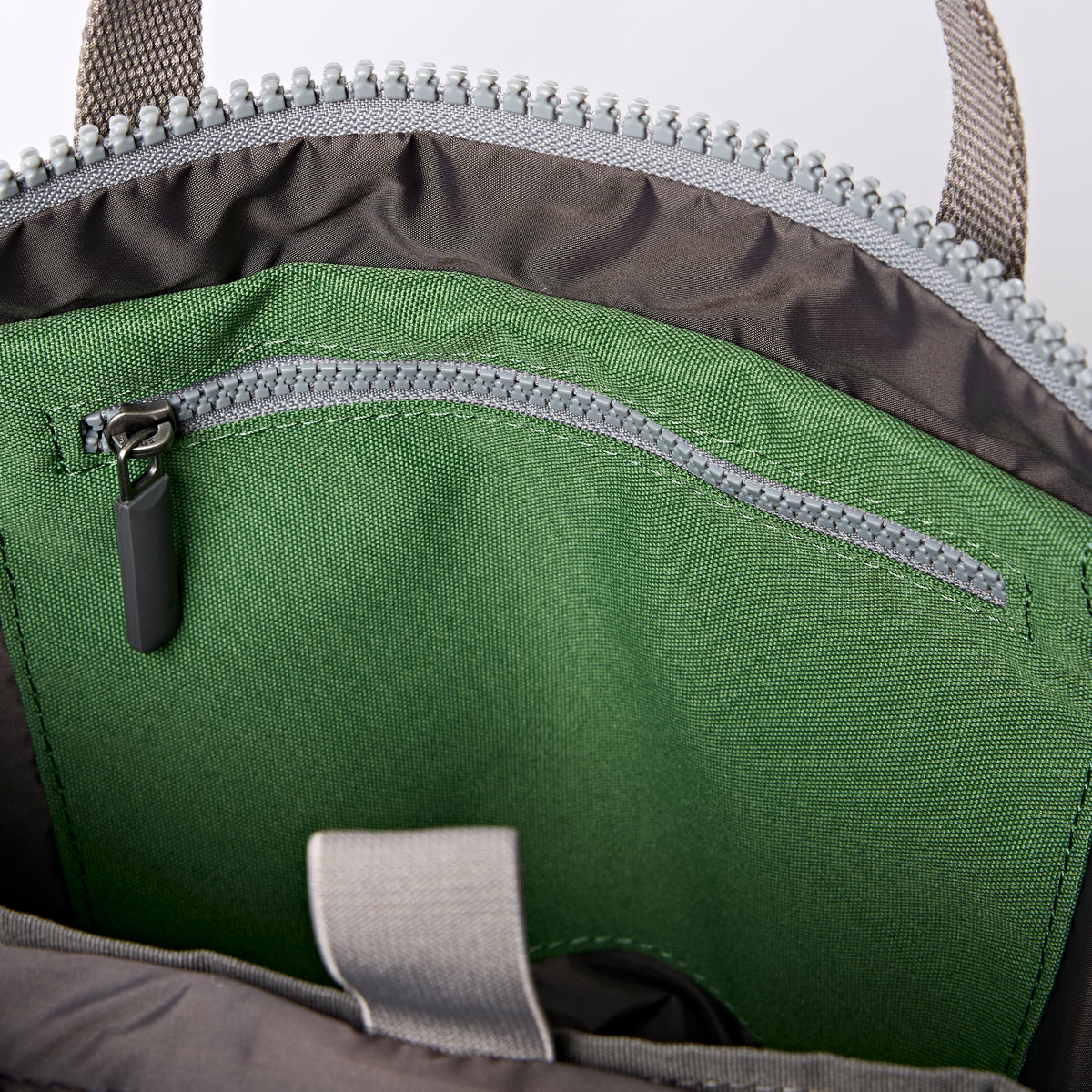 Richmond Multipocket Backpack in Artichoke