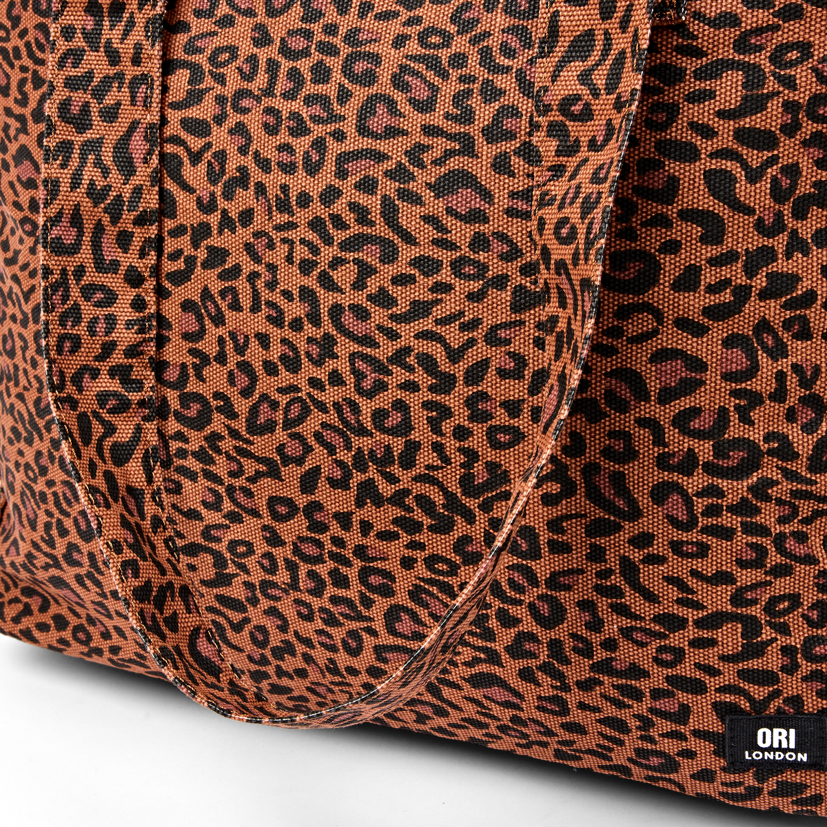 Sloane Shoulder Bag in Leopard Mini
