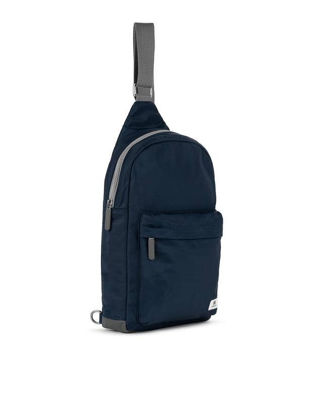 Willesden XL Sling Bag in Midnight
