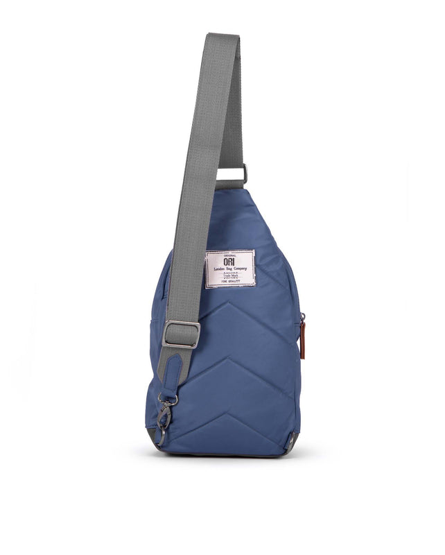 Willesden Sling Bag in Airforce