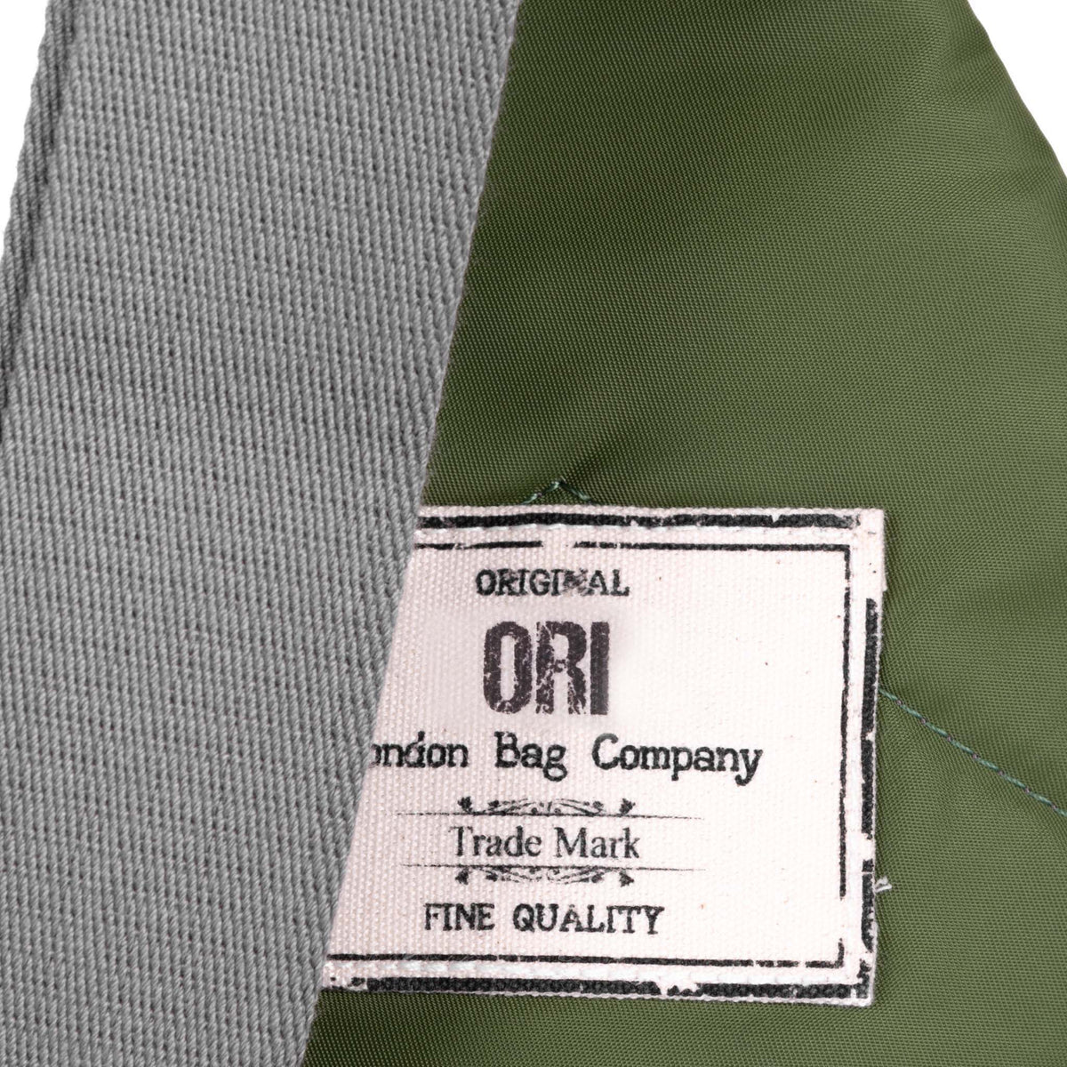 Willesden Sling Bag in Avocado