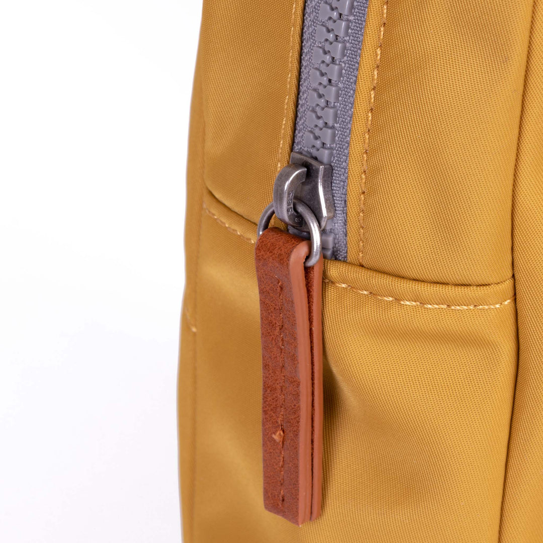 Willesden Sling Bag in Corn