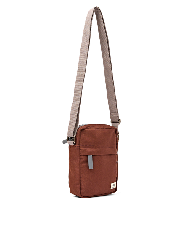 Bond Pocket Crossbody Bag in Chocolate