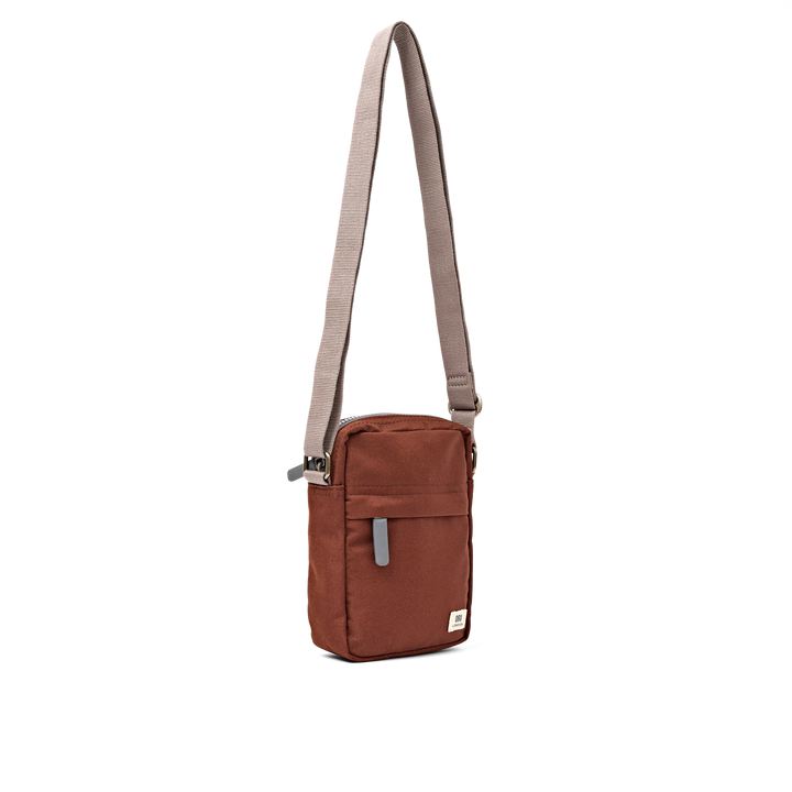 Bond Pocket Crossbody Bag in Chocolate