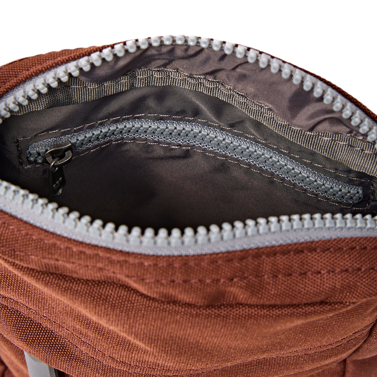 Bond Pocket Crossbody Bag in Chocolate