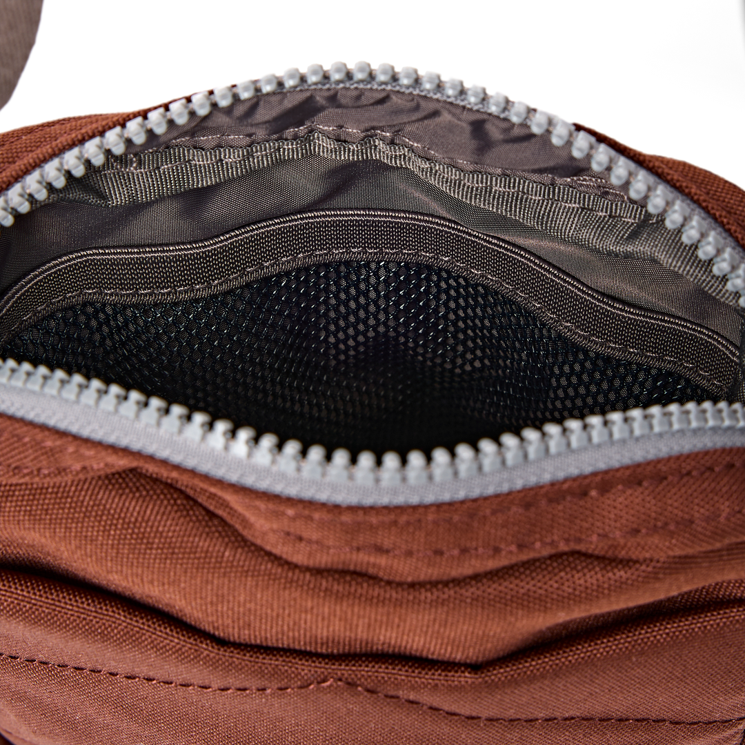 Bond Pocket Crossbody Bag in Chocolate