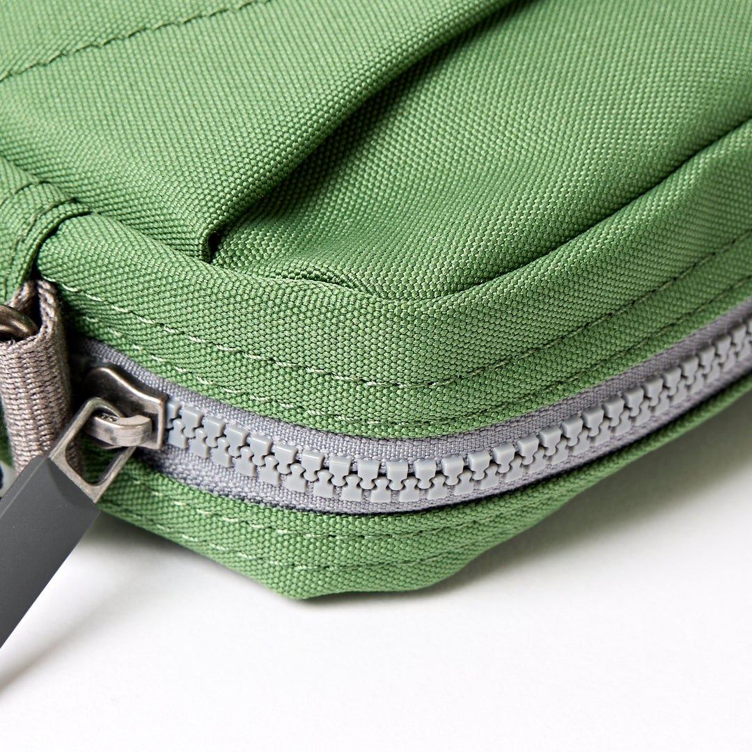 Bond Pocket Crossbody Bag in Artichoke