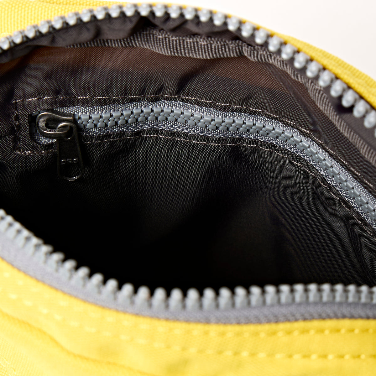 Bond Pocket Crossbody Bag in Passion Fruit