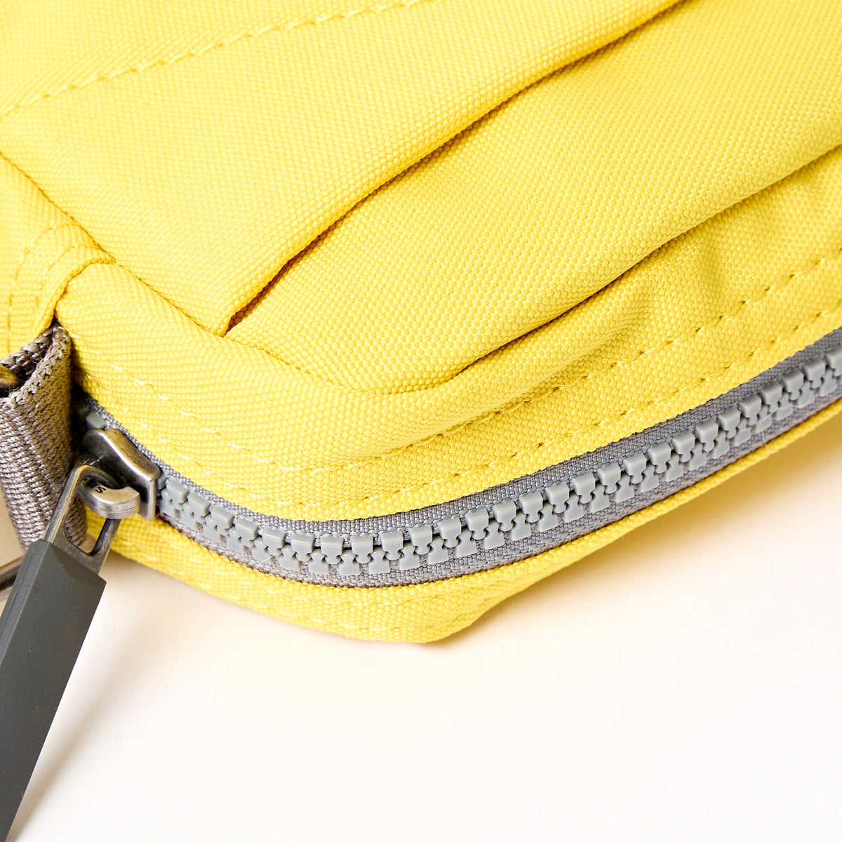 Bond Pocket Crossbody Bag in Passion Fruit