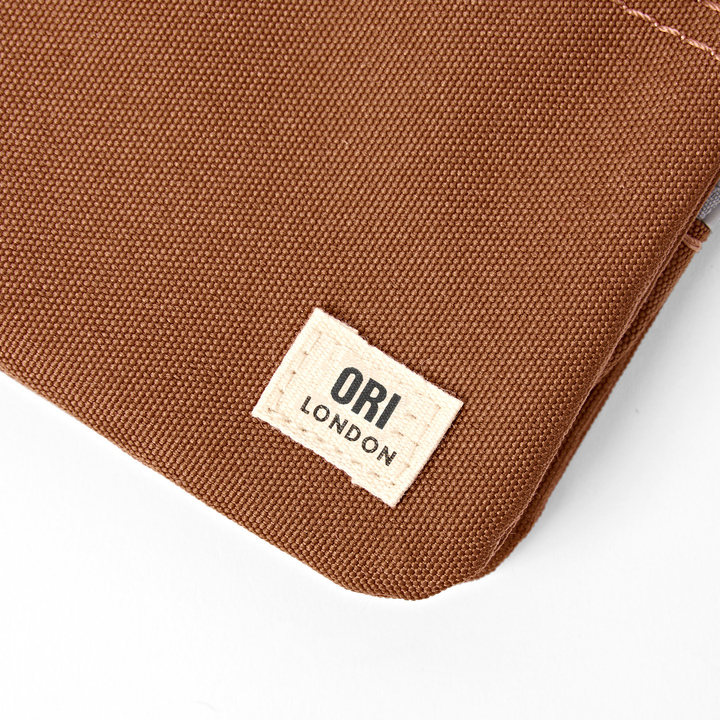 Carnaby Wallet in Cinnamon