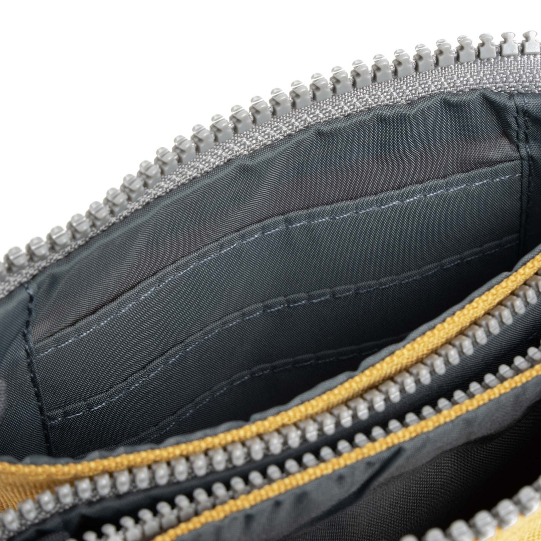 Carnaby Wallet in Flax