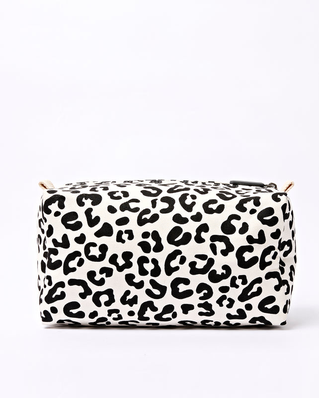 Maygrove Wash Bag in Summer Leopard