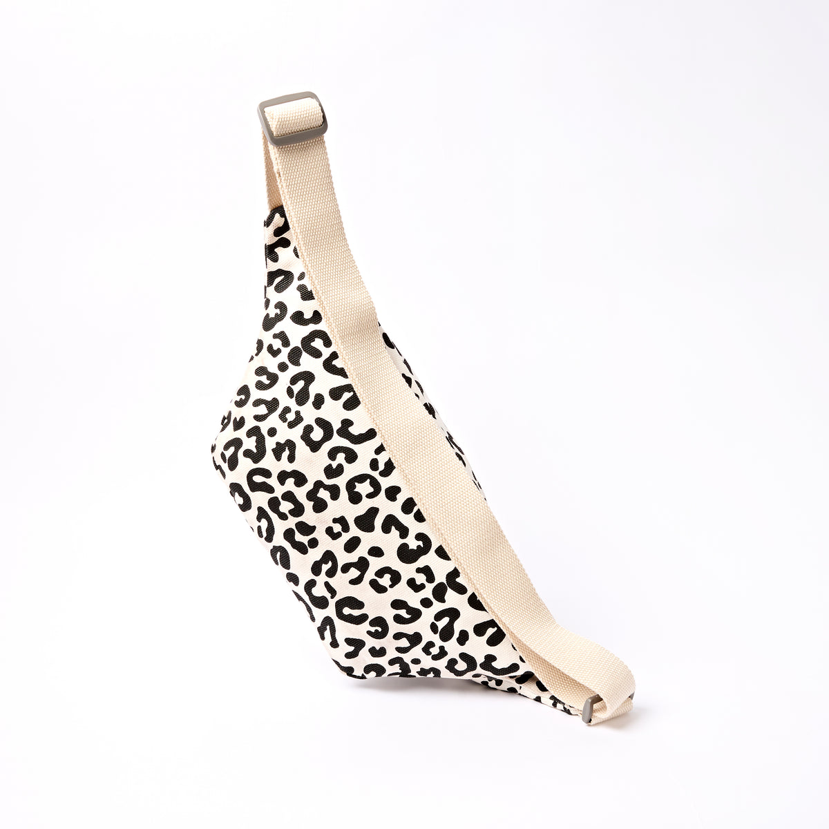 Mill Hill Crossbody Bag in Summer Leopard