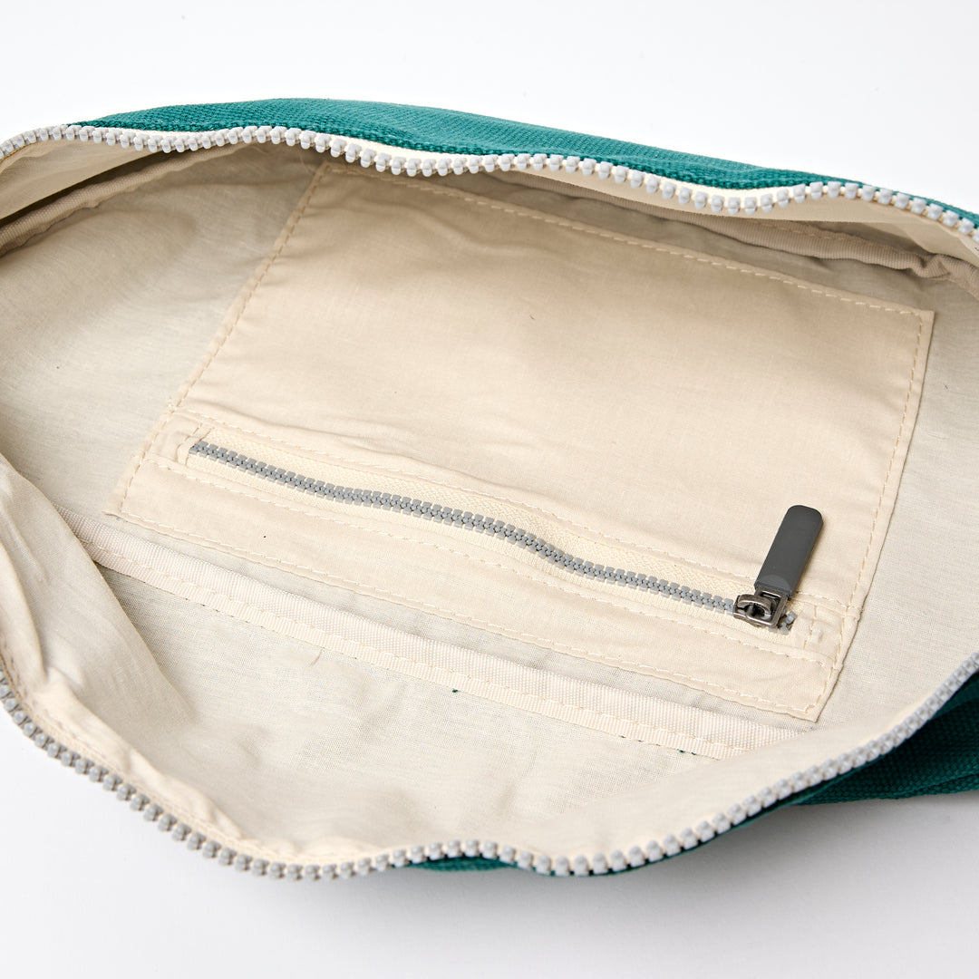 Mill Hill Crossbody Bag in Teal