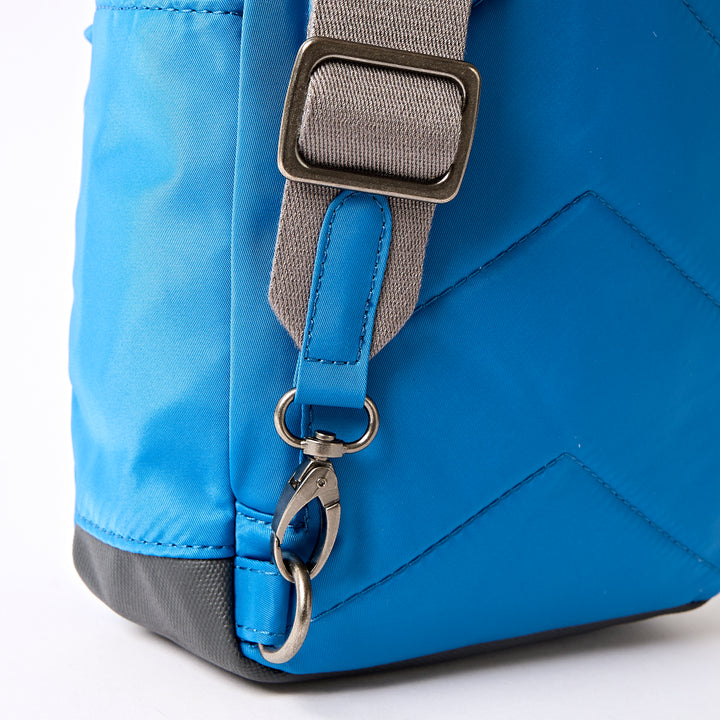 Willesden Sling Bag in Malibu Blue