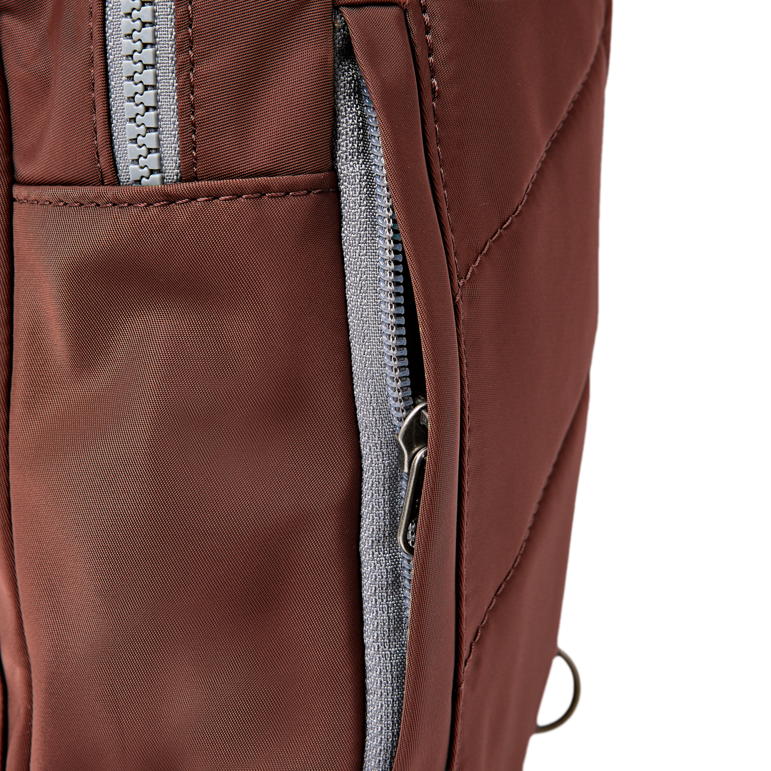 Willesden Sling Bag in Rocky Road
