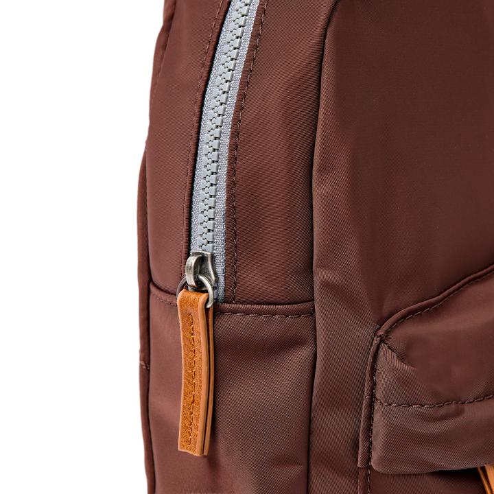 Willesden Sling Bag in Rocky Road