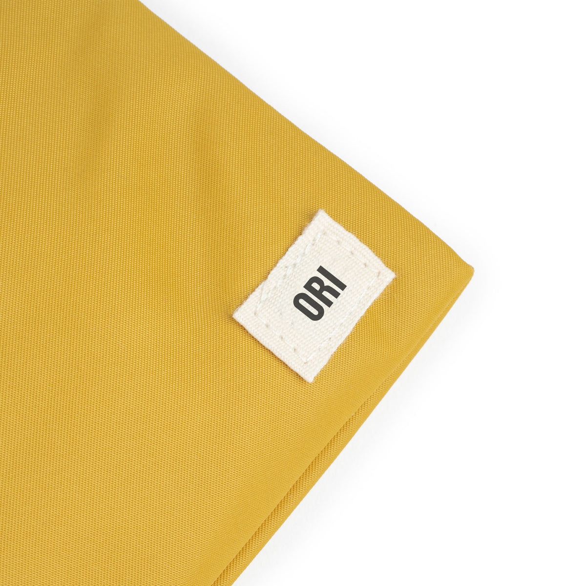 Chelsea Pocket Sling Bag in Corn
