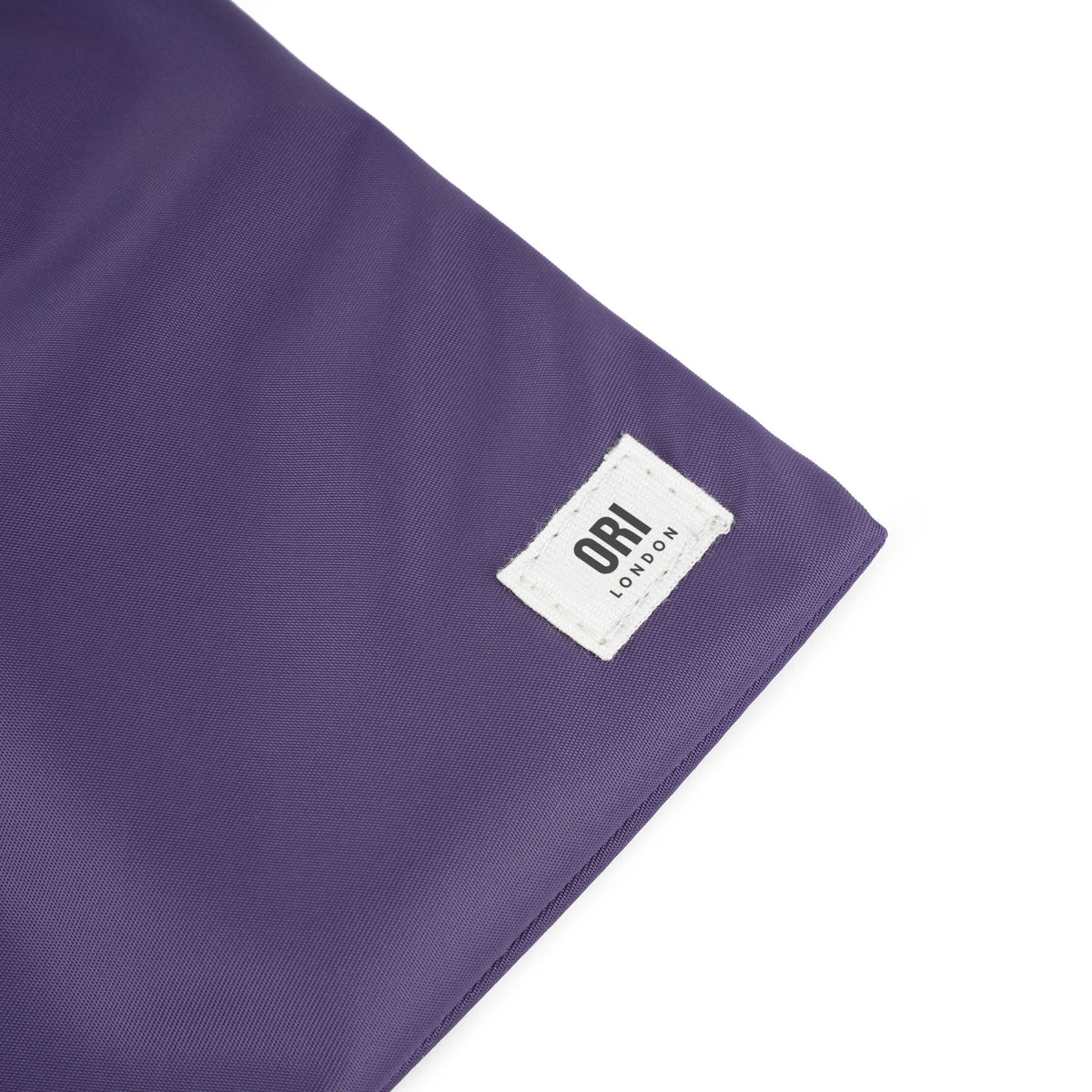 Chelsea Pocket Sling Bag in Mulberry