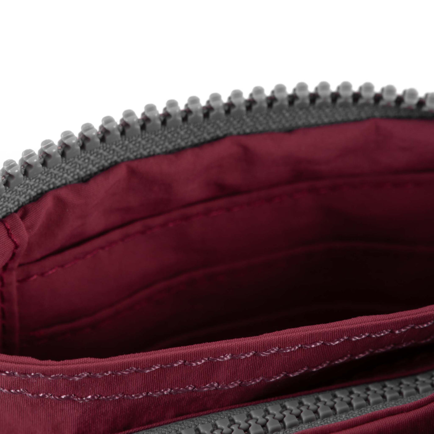 Carnaby Plum Classic
