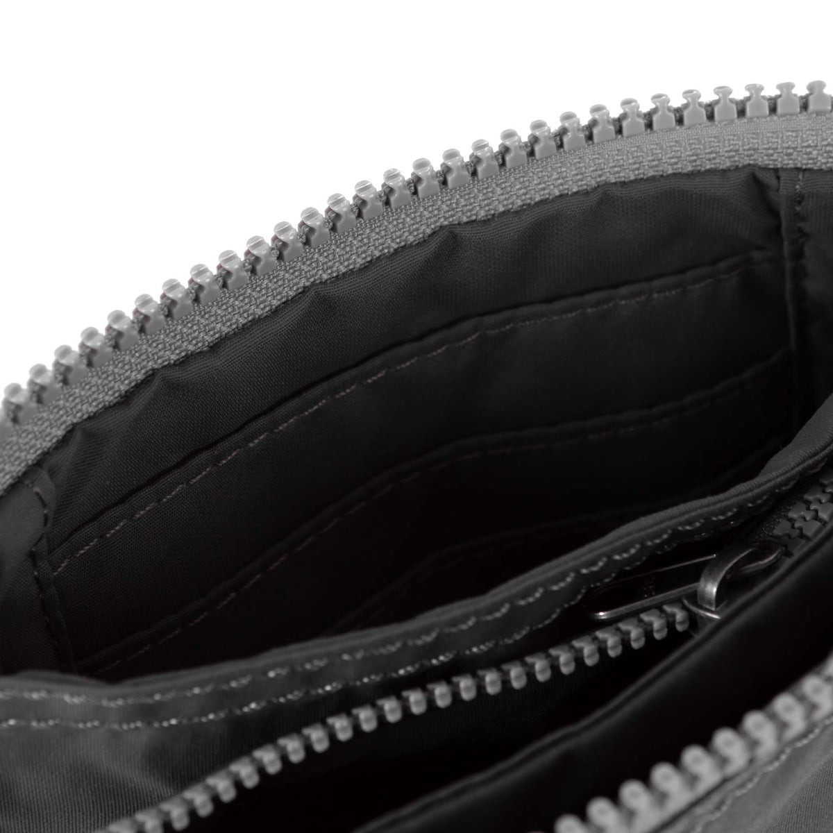 Carnaby Wallet in Pewter