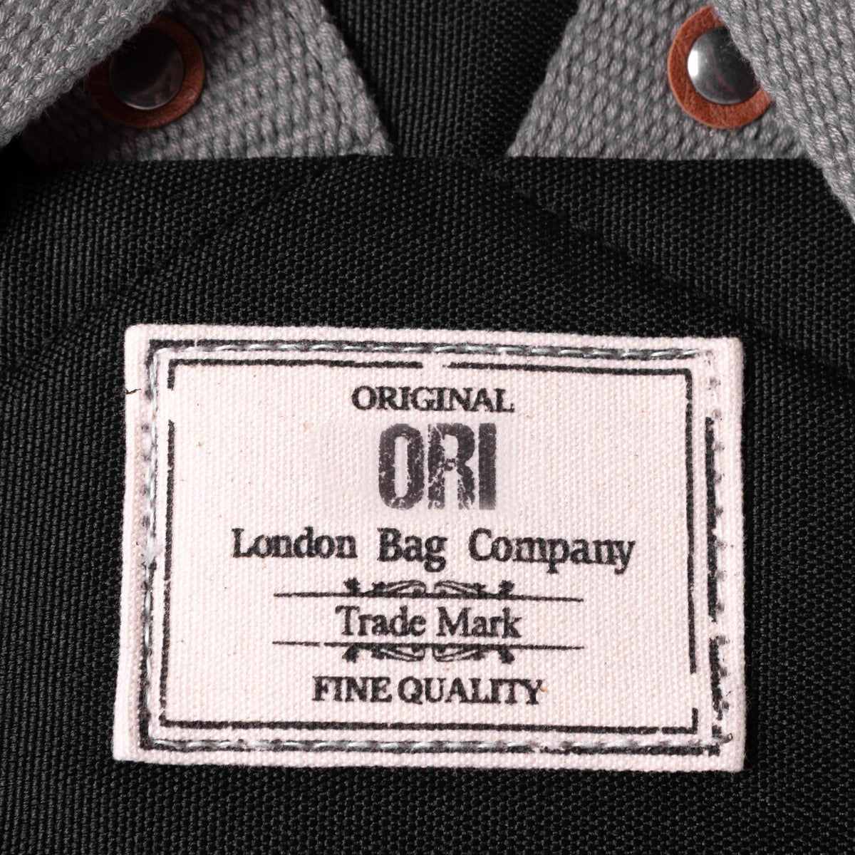 Finchley Backpack in Ash