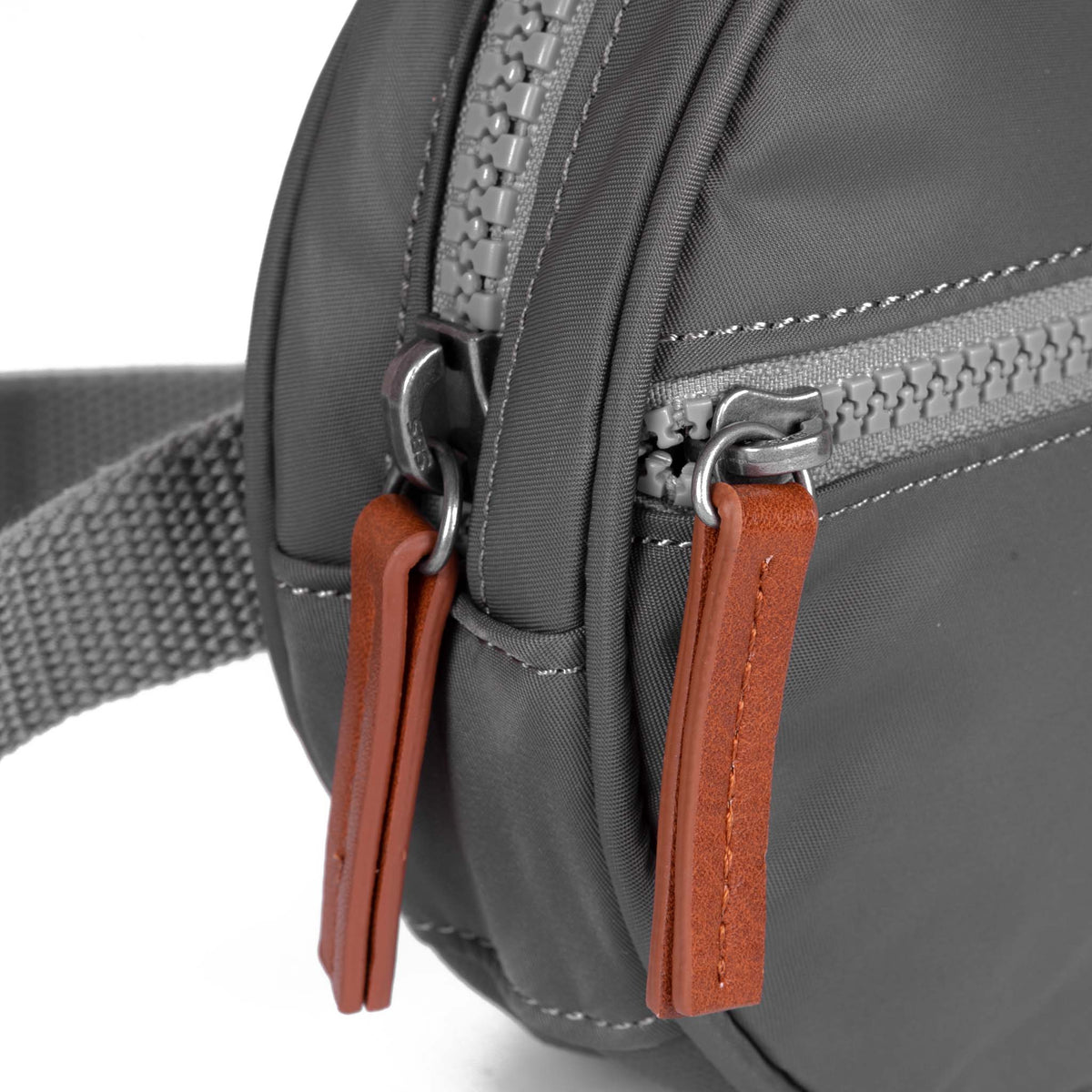 Paddington Hip Bag in Graphite