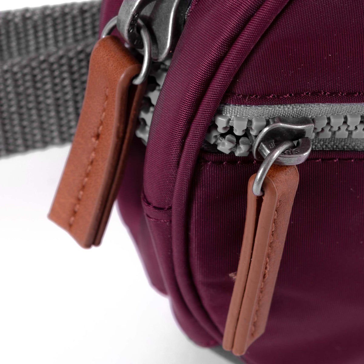 Paddington Hip Bag in Plum